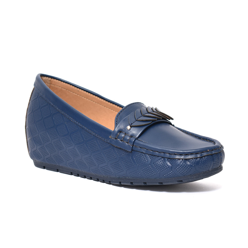 Female discount moccasins shoes