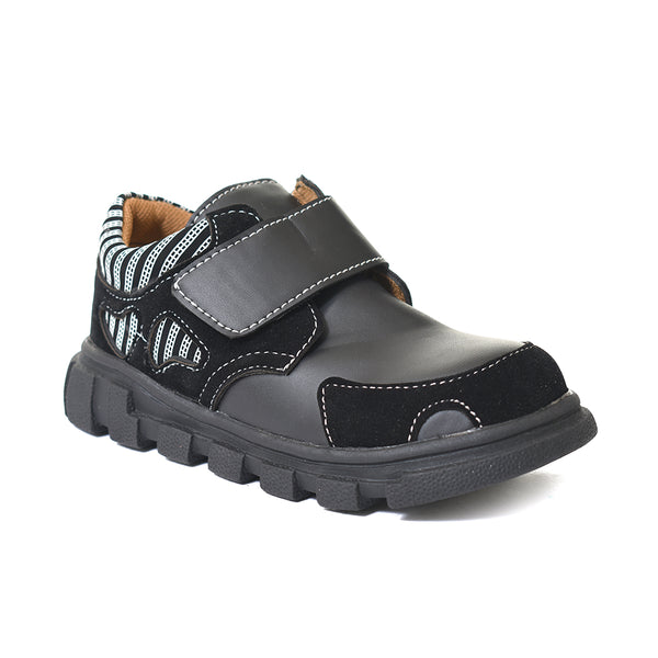 BOYS CASUAL SHOES